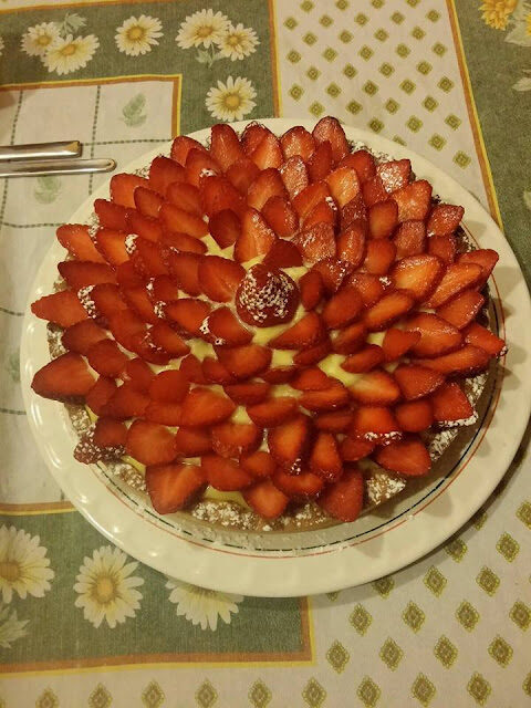 Bimby, pasta frolla, crema pasticcera e fragole