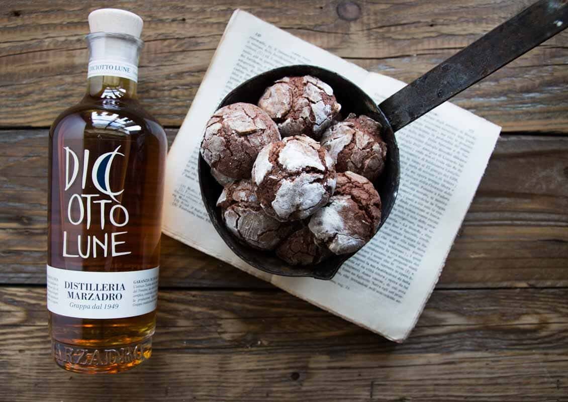 Biscotti al cioccolato con grappa: i grappini