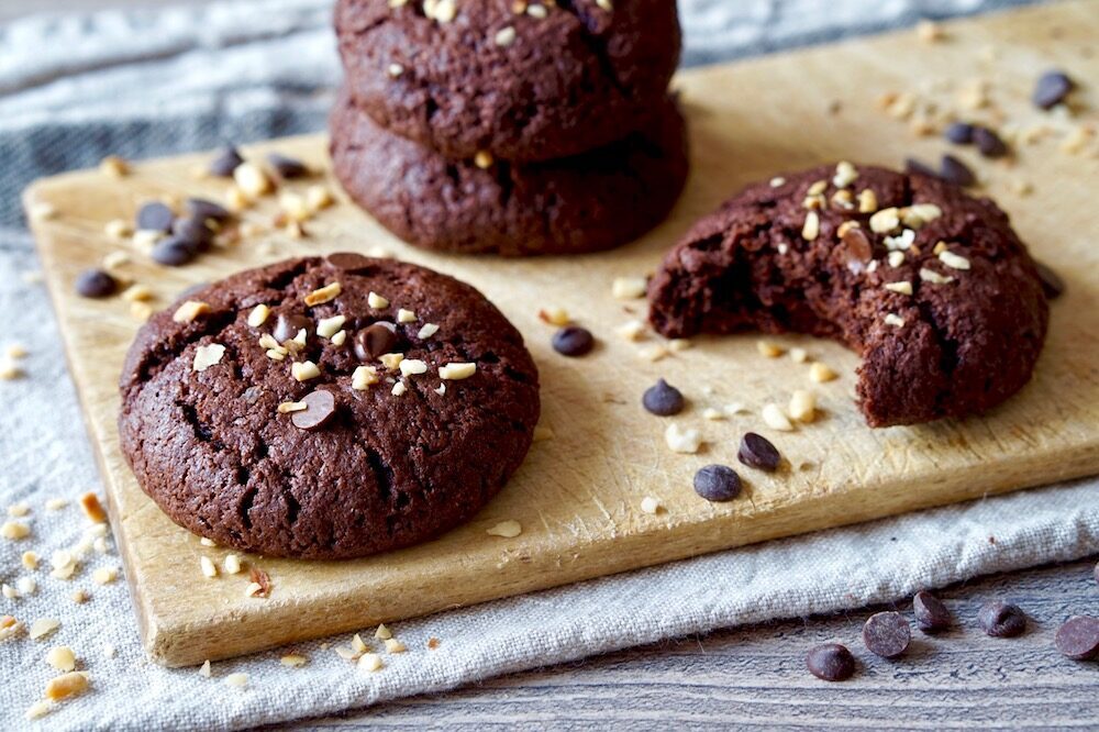 Biscotti al cioccolato dal cuore morbido
