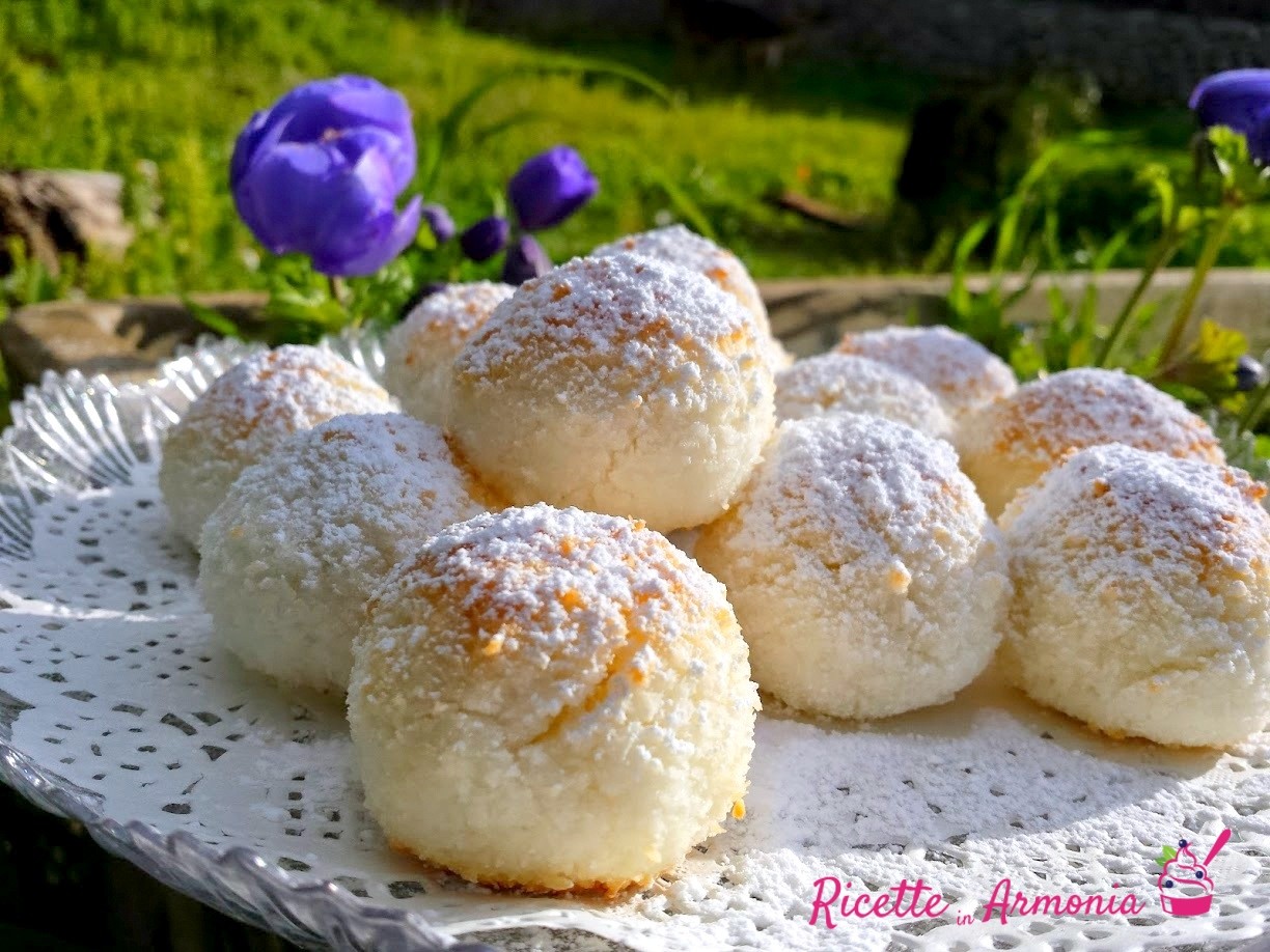 Biscotti al cocco facili e veloci