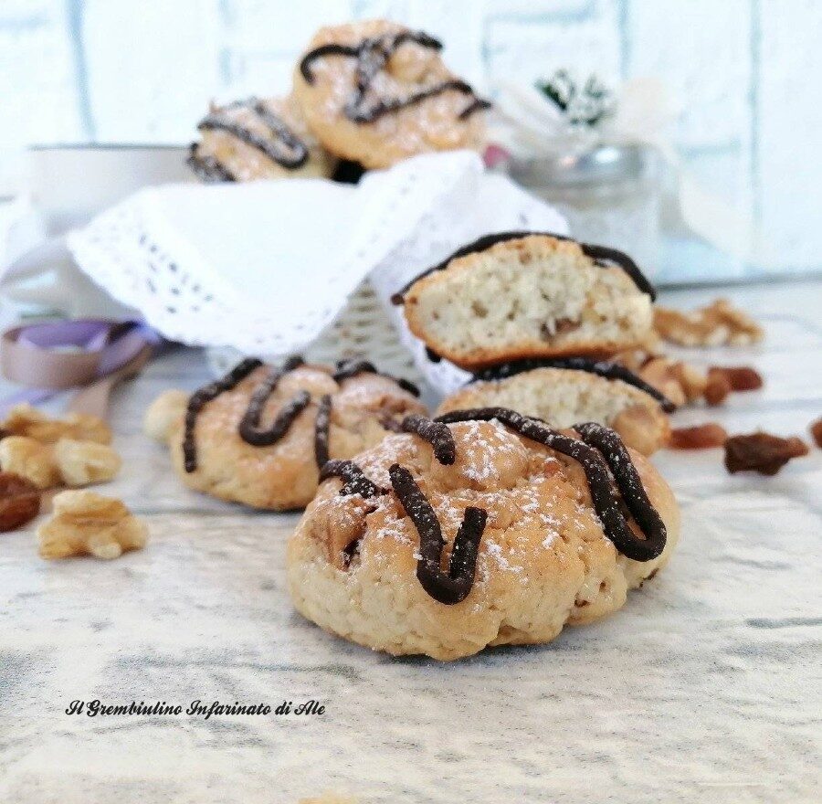 Biscotti al limone e frutta secca