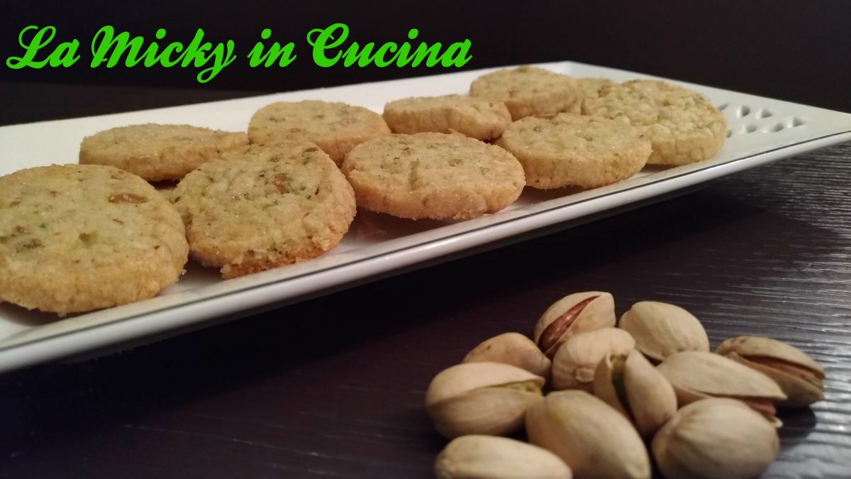 Biscotti al pistacchio