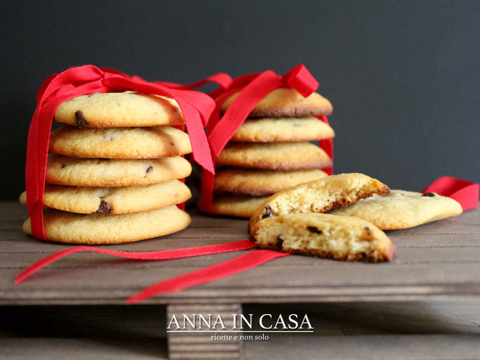 Biscotti alla crema di cioccolato e mandorle