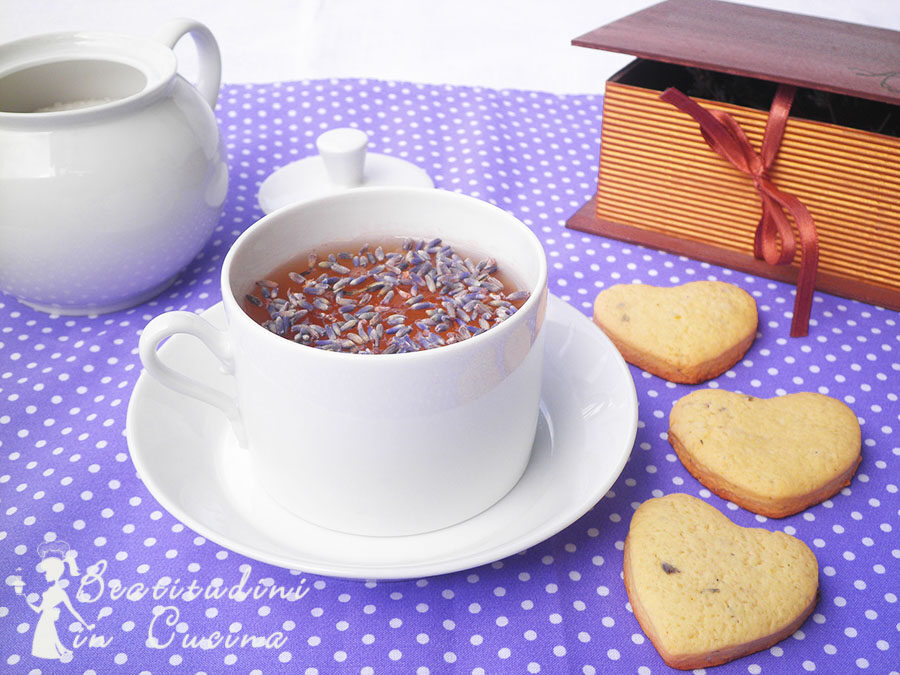 Biscotti alla lavanda