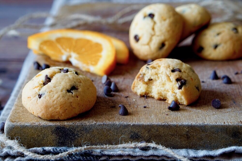 Biscotti all’Arancia e Gocce di Cioccolato
