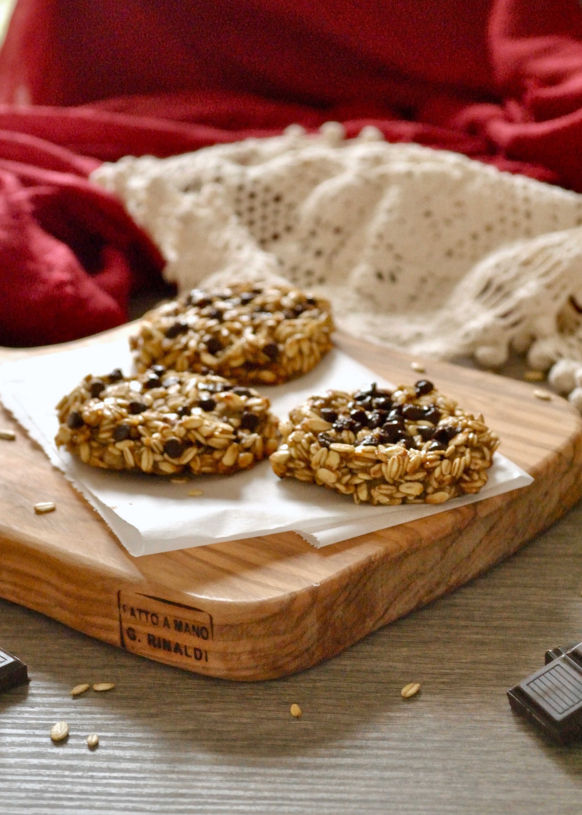 Biscotti all’avena e banana (e gocce di cioccolato)