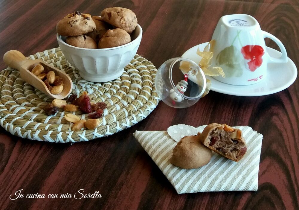 Biscotti alle arachidi salate e frutti rossi – idea regalo di natale
