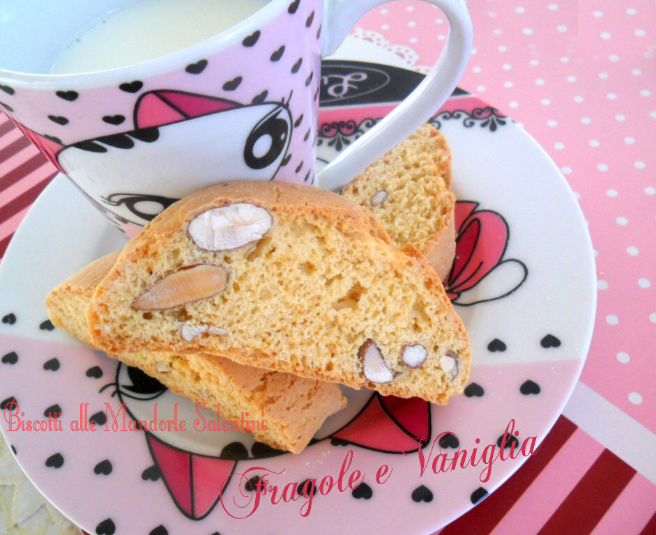 Biscotti alle mandorle salentini