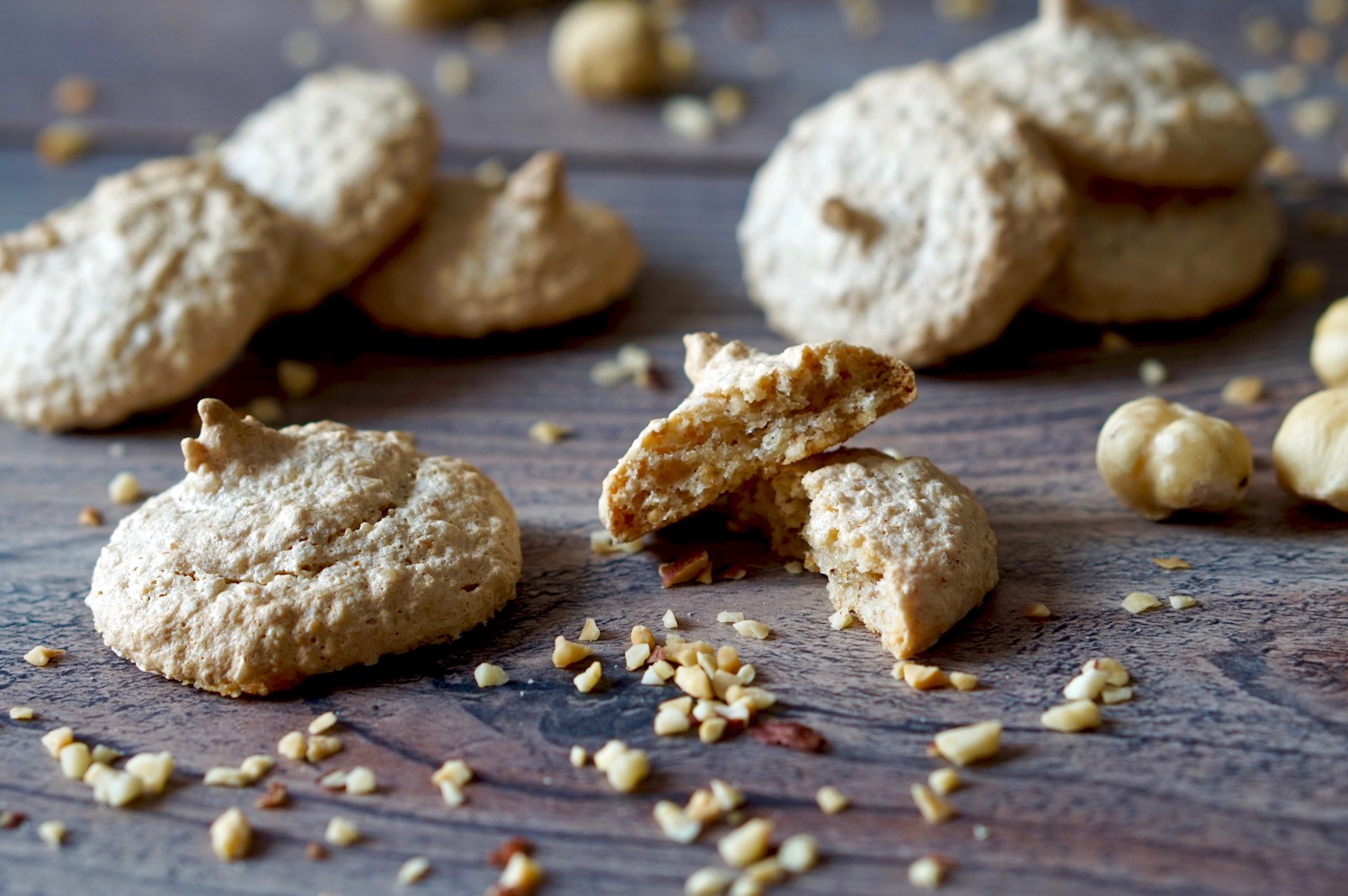 Biscotti alle nocciole 3 ingredienti