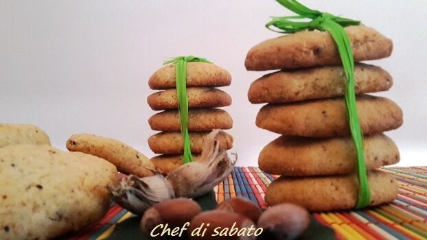 Biscotti alle nocciole e cardamomo