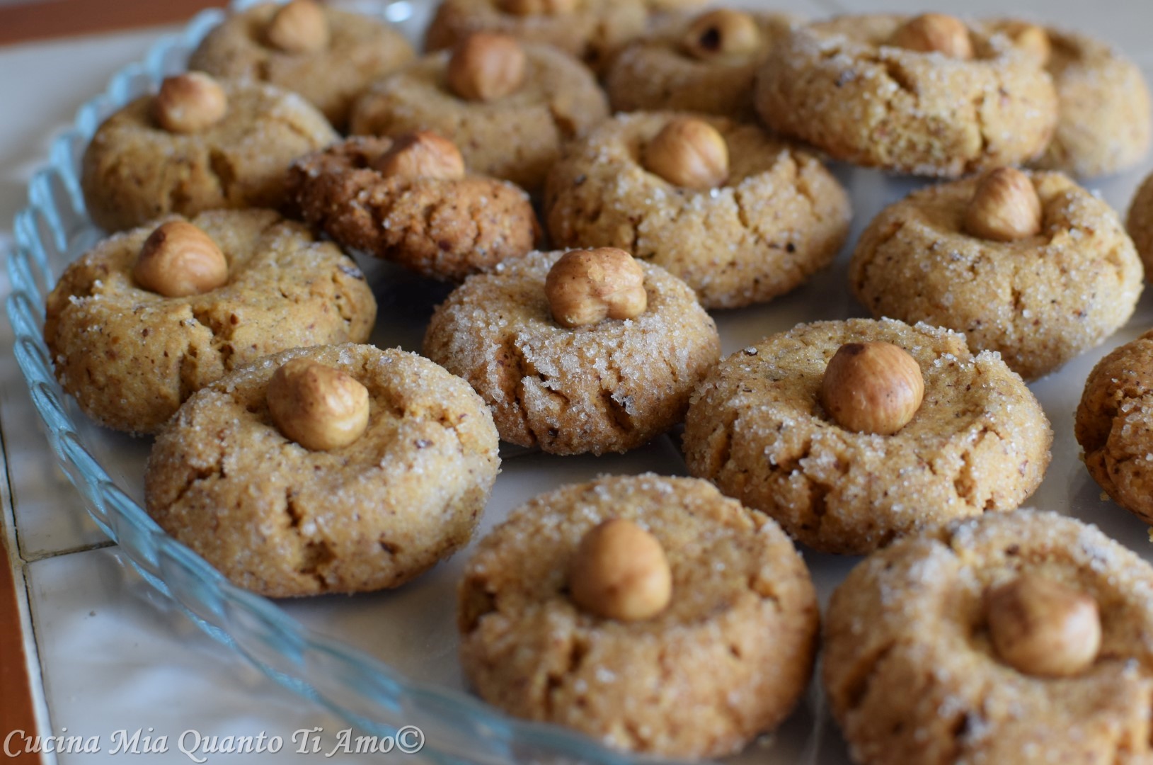 Biscotti alle nocciole senza lattosio