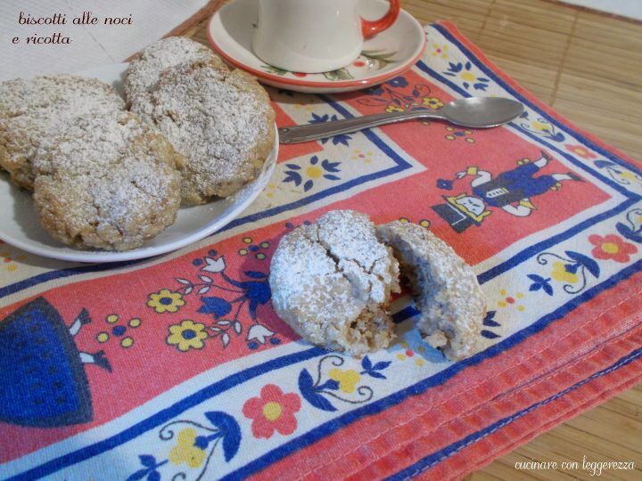 Biscotti alle noci e ricotta