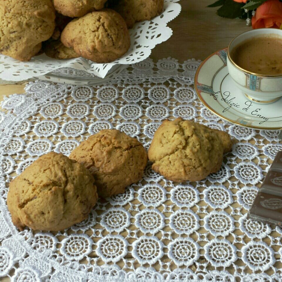 Biscotti americani con gocce di cioccolato