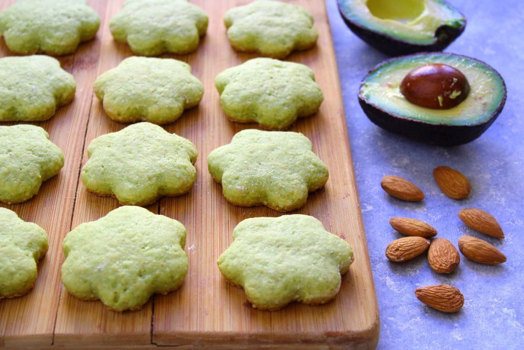 Biscotti avocado e mandorle