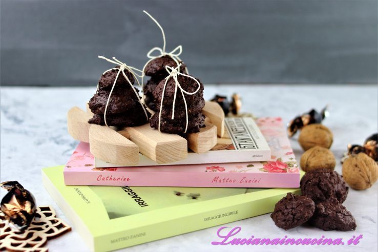 Biscotti cioccolato e noci