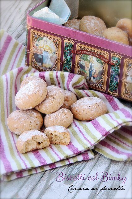 Biscotti col Bimby con limone e grappa