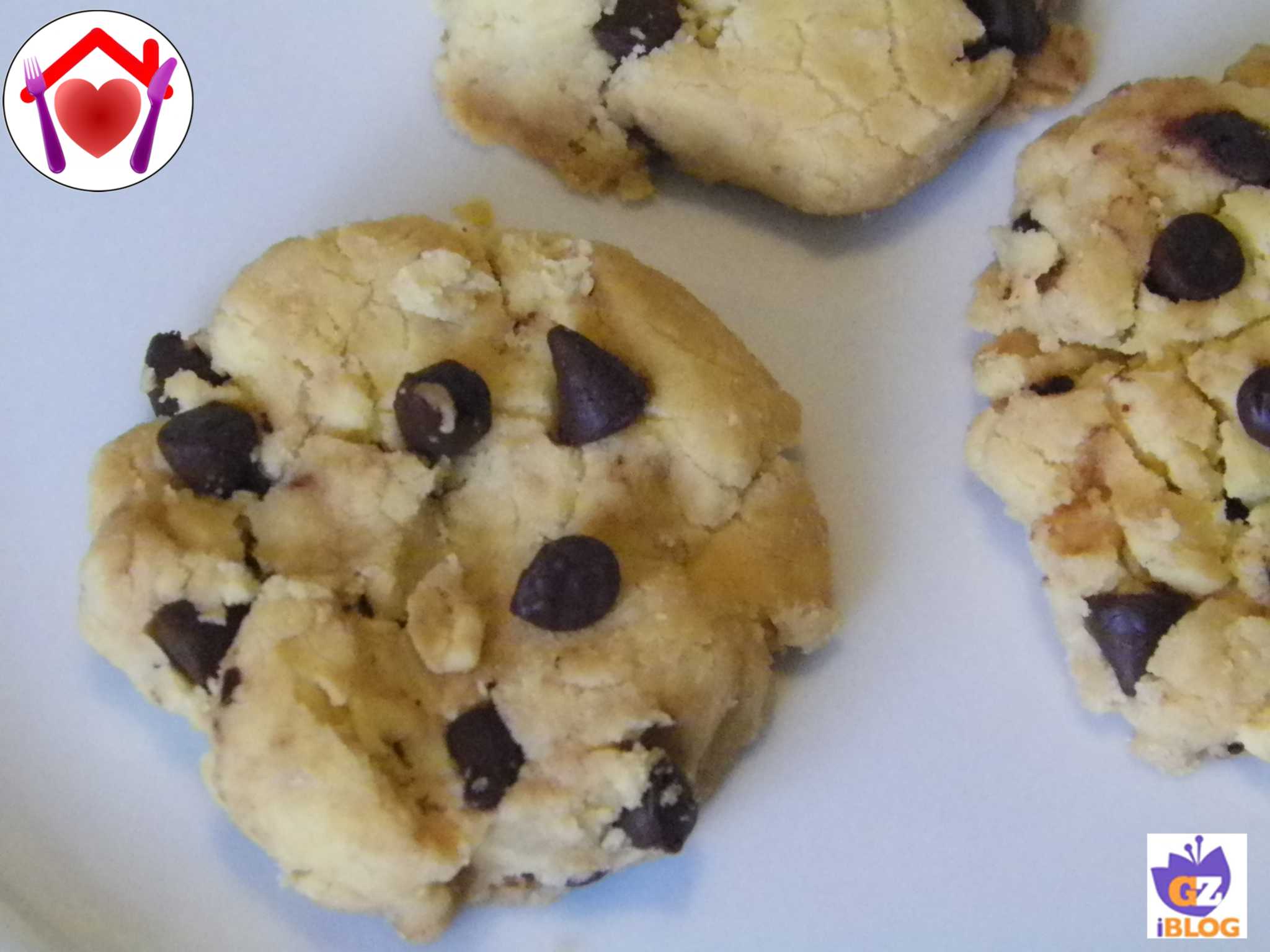 Biscotti con farina di riso e gocce di cioccolato