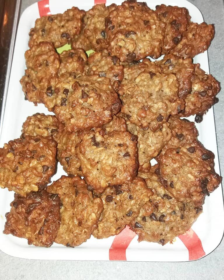Biscotti con fiocchi di farro soffiati e fiocchi di avena