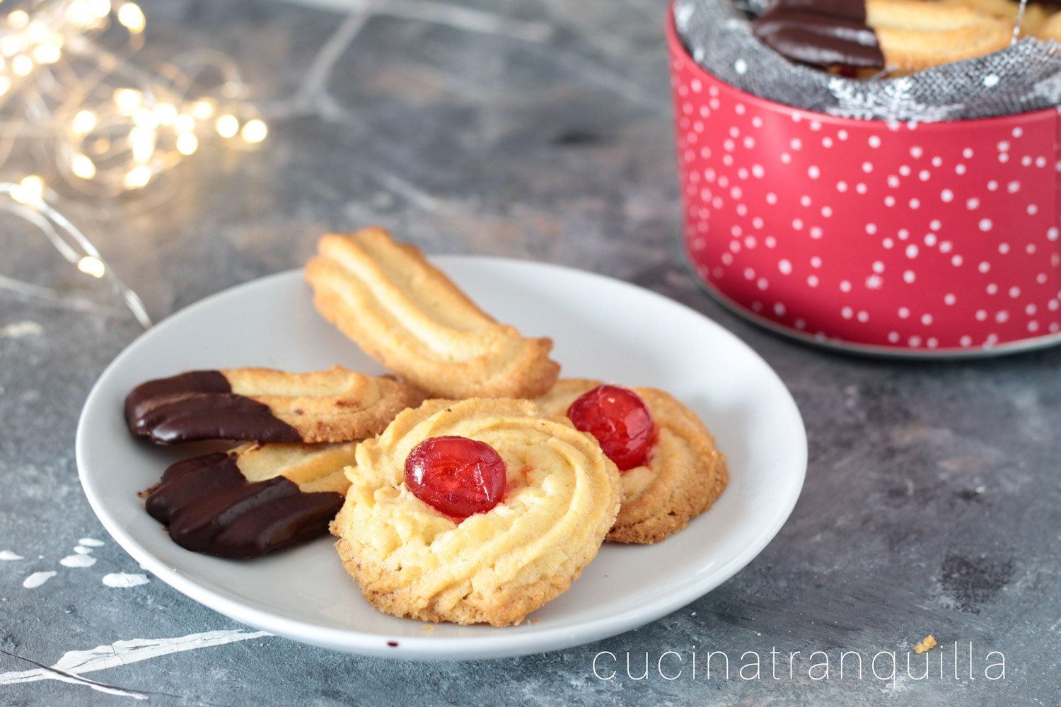 Biscotti con frolla montata alle mandorle