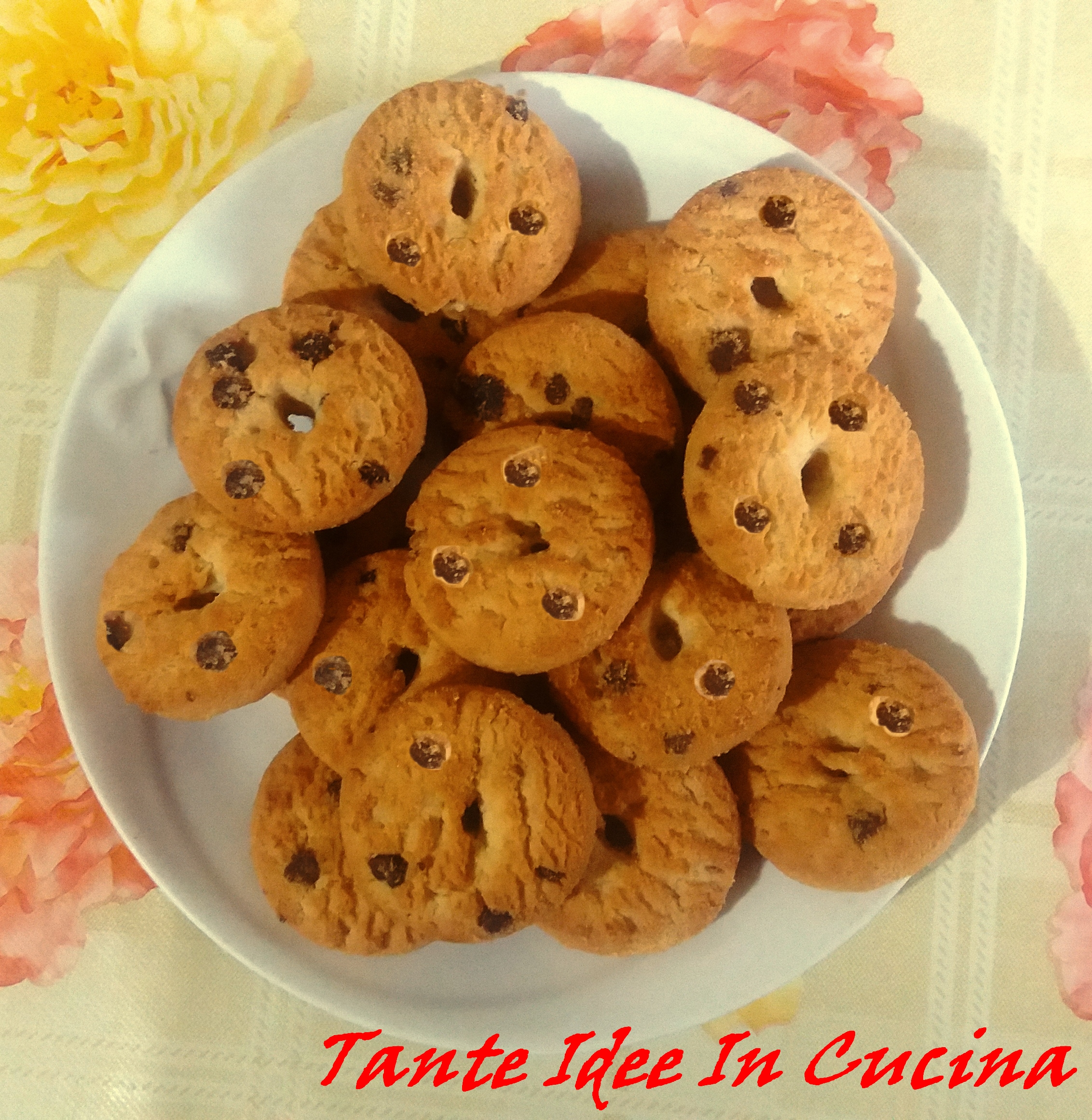 Biscotti con gocce di cioccolato