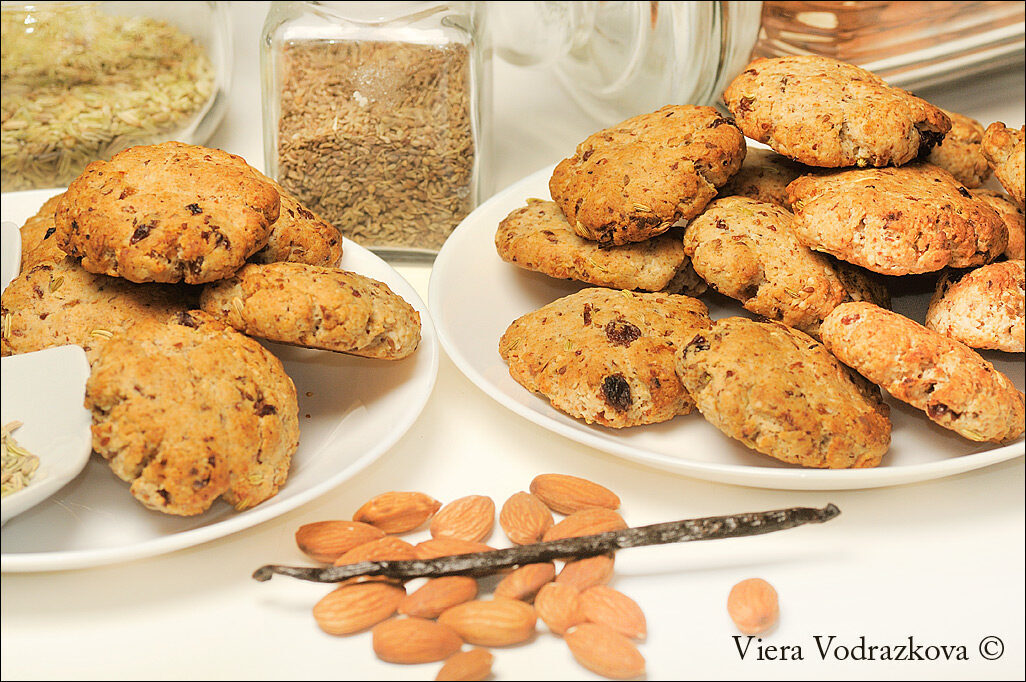 Biscotti con mandorle, anice e finocchio naturalmente dolci