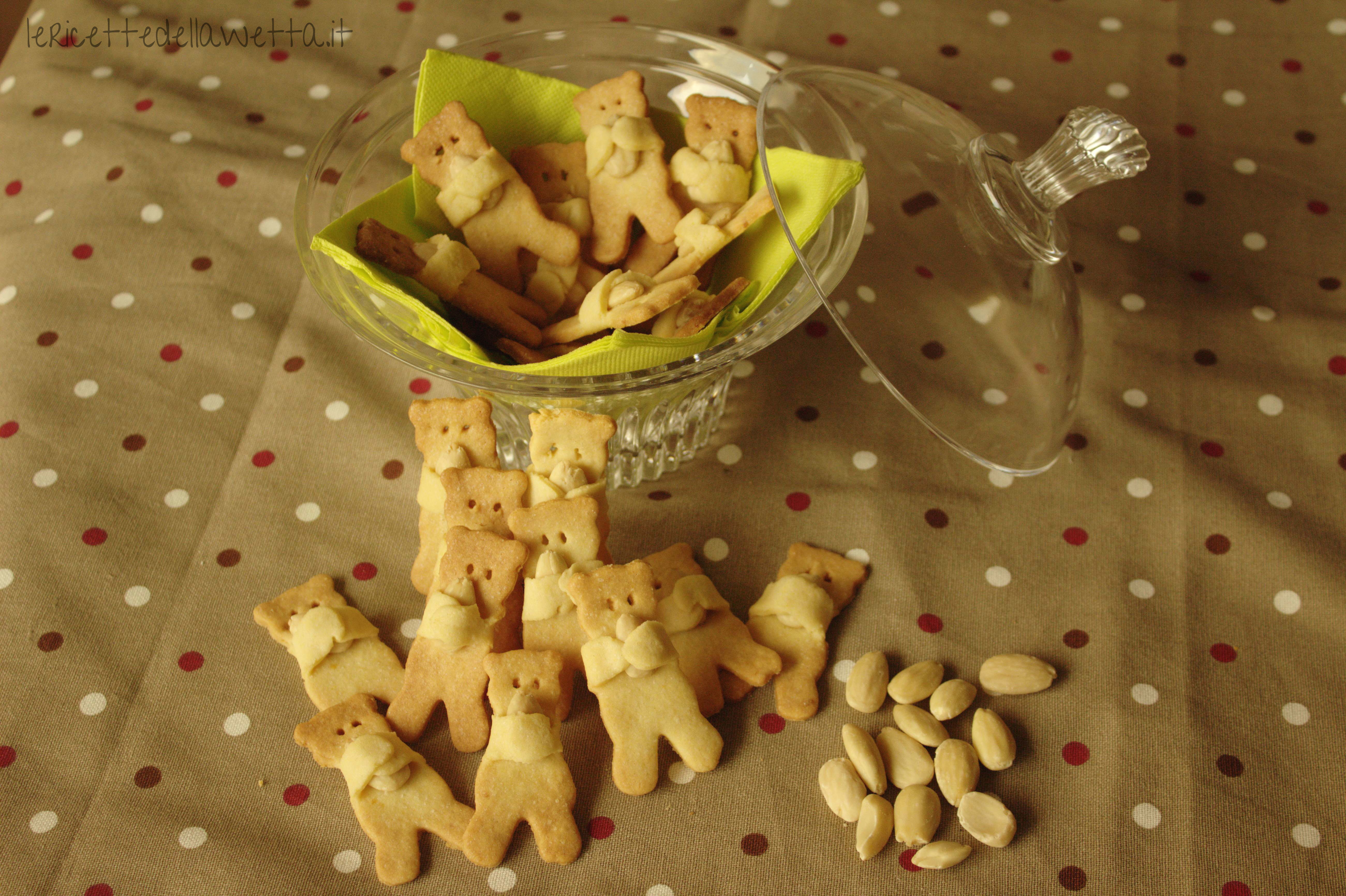 Biscotti con mandorle