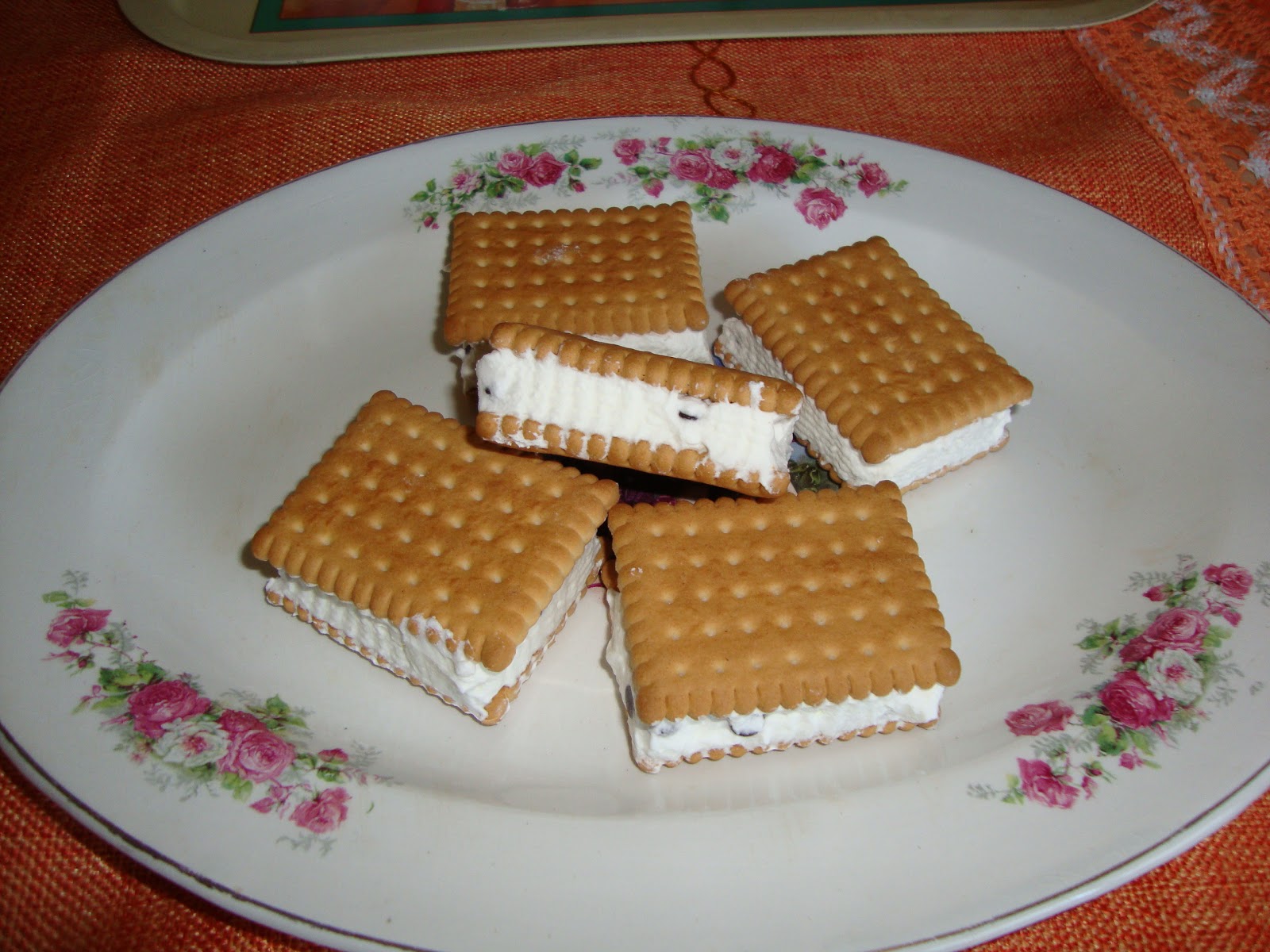 Biscotti con panna