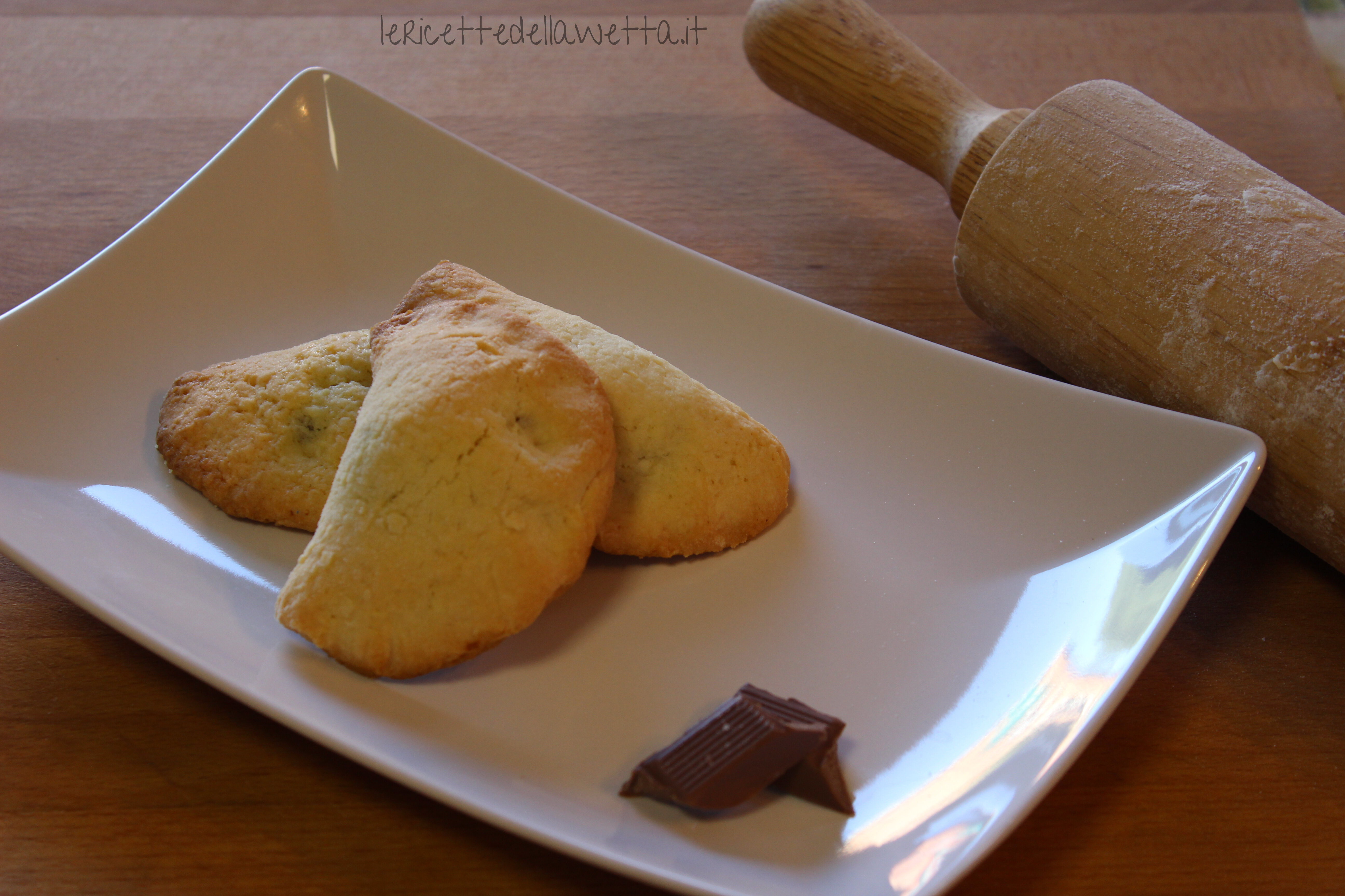 Biscotti con ricotta e cioccolato