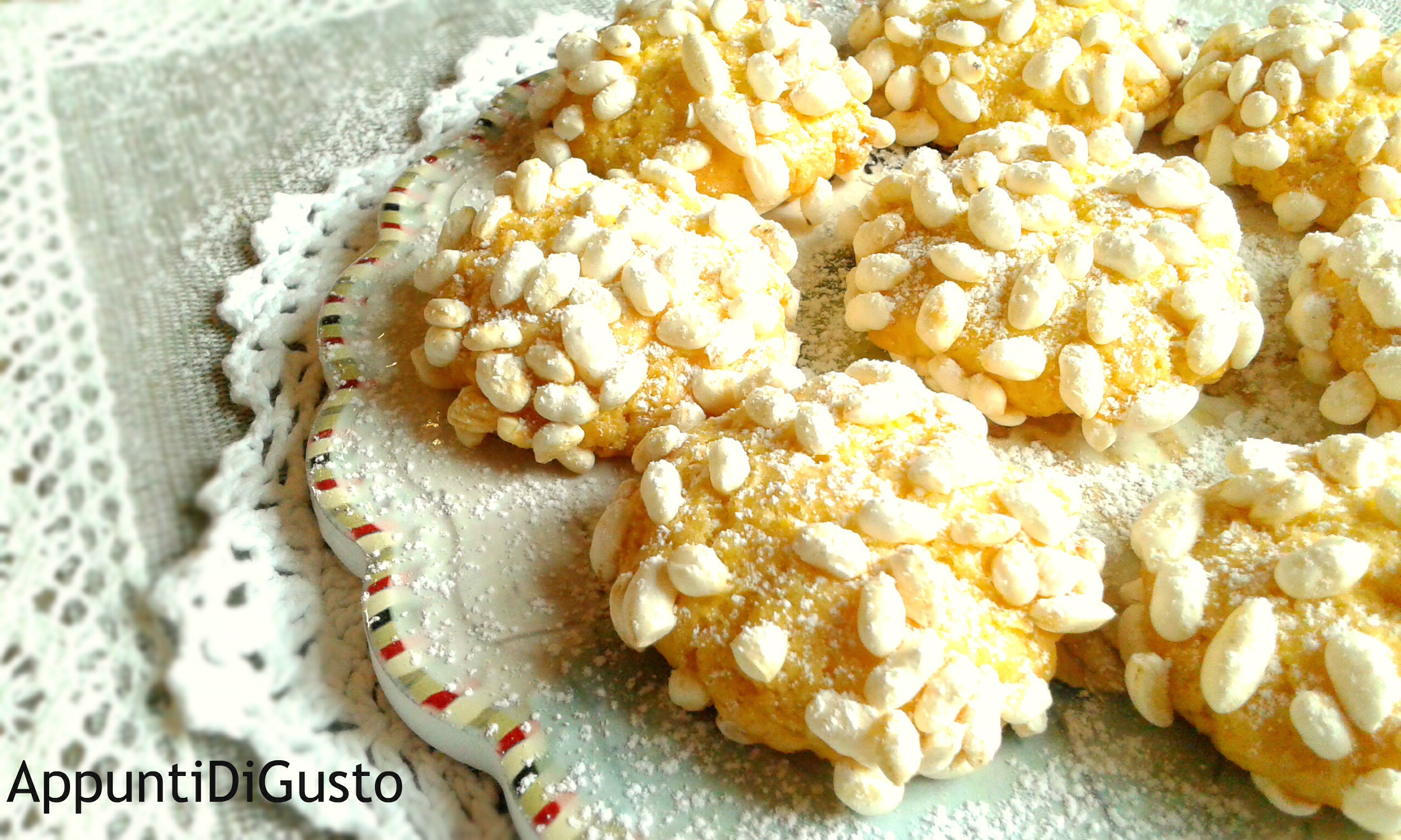 Biscotti con riso soffiato