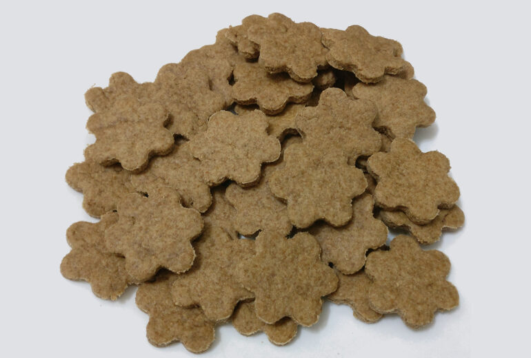 Biscotti con zenzero e cannella senza zucchero, burro e uova