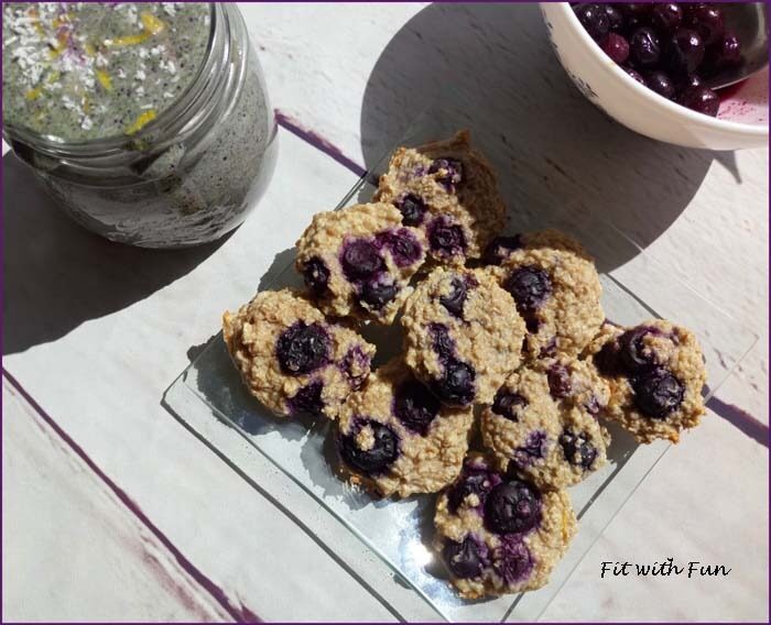 Biscotti cookies facili 4 ingredienti con avena e mirtilli