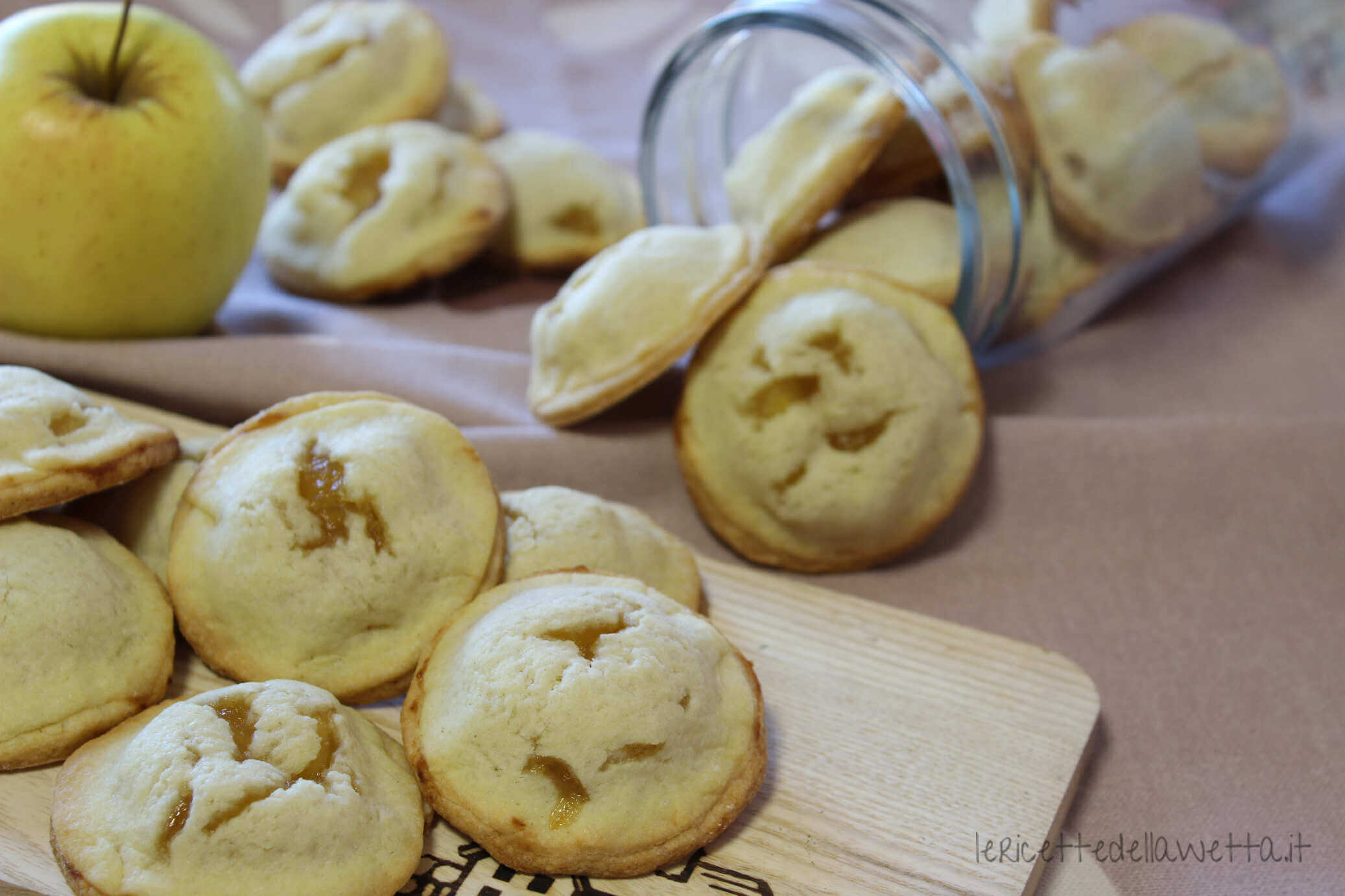 Biscotti cuor di mela