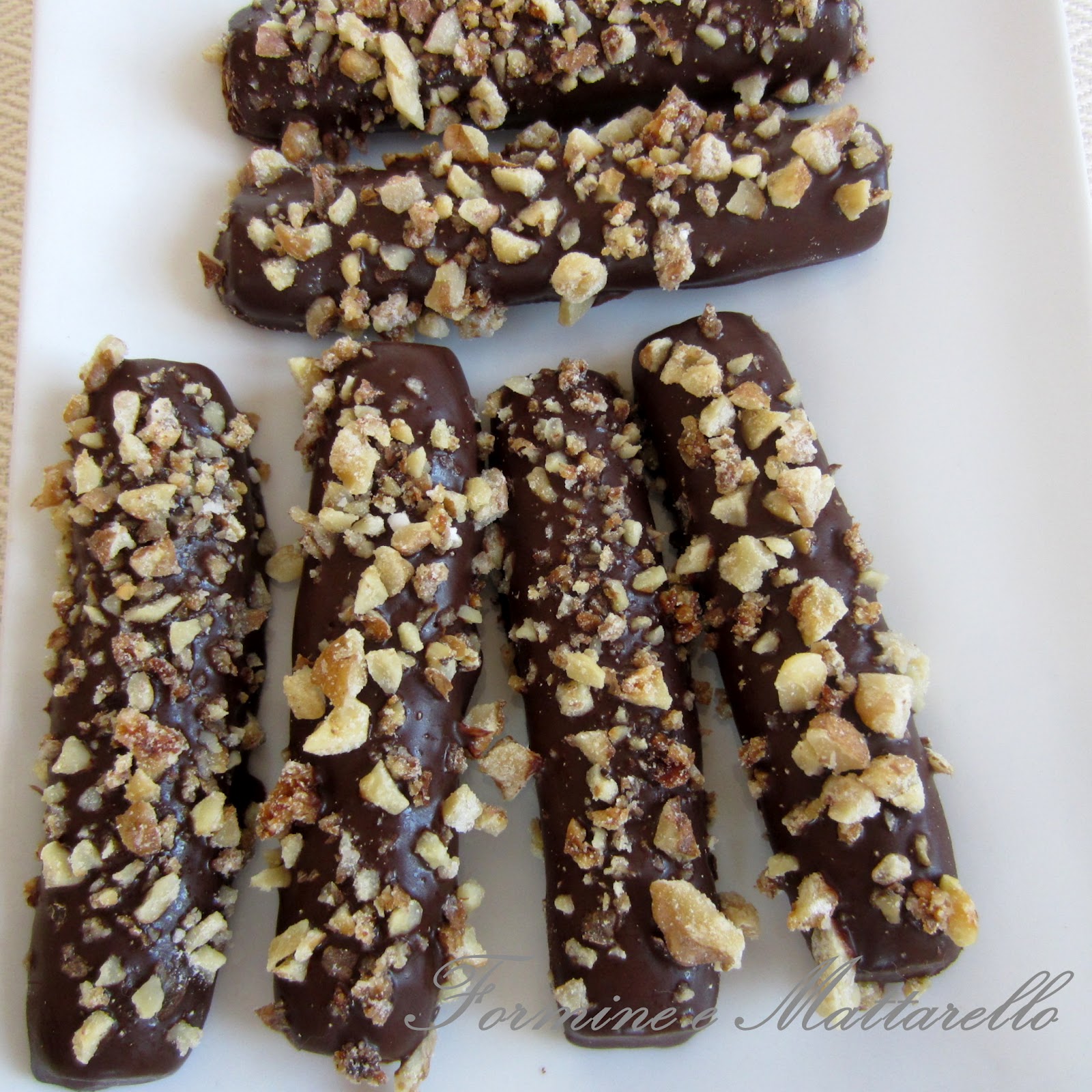 Biscotti di farro noci e cioccolato