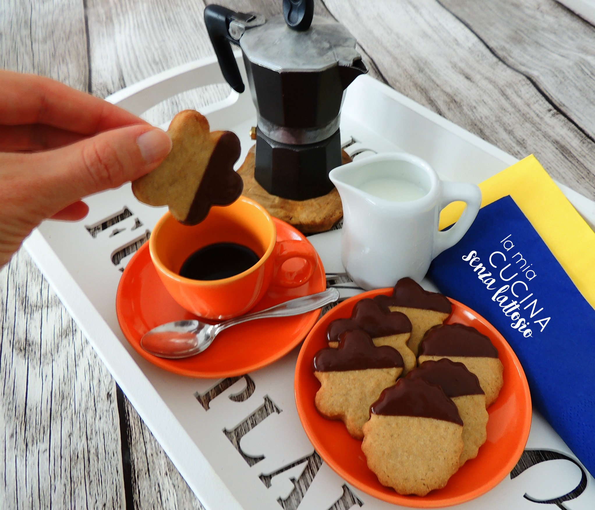 Biscotti di frolla al caffè senza lattosio