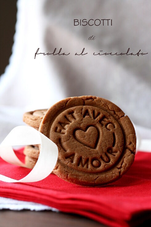 Biscotti di frolla al cioccolato