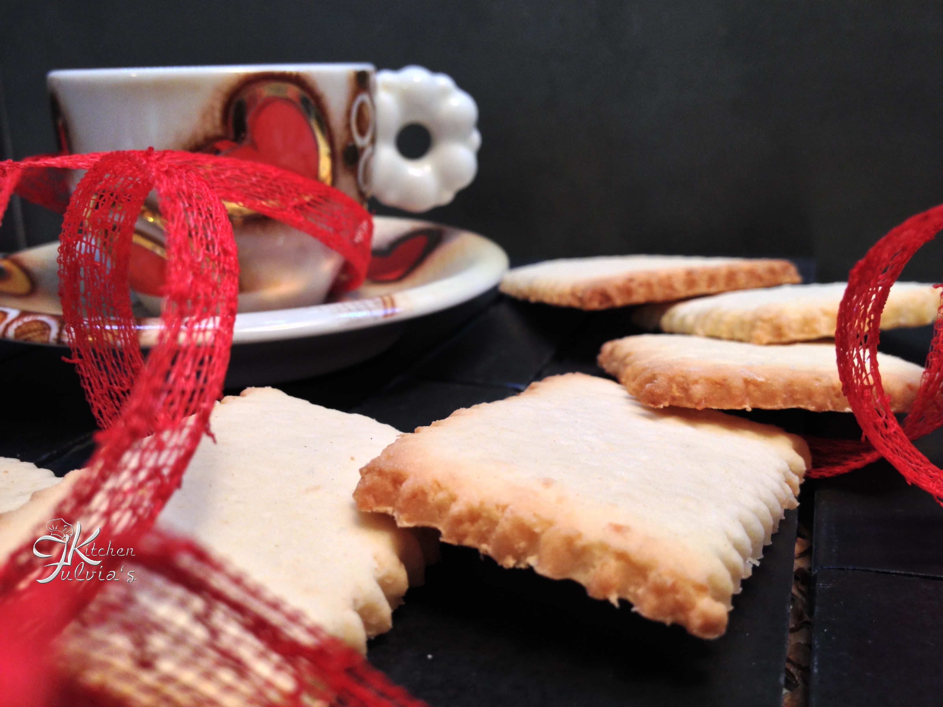 Biscotti di frolla al cocco senza uova
