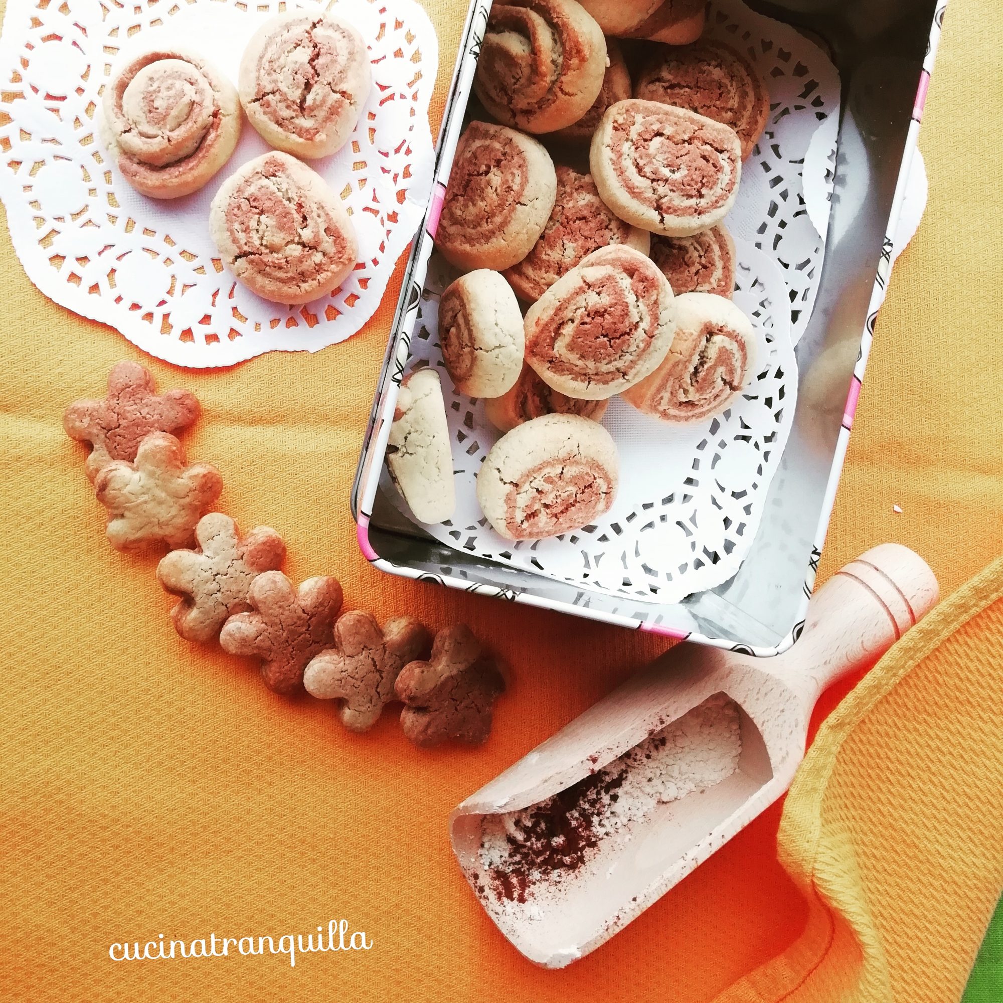 Biscotti di frolla bicolore