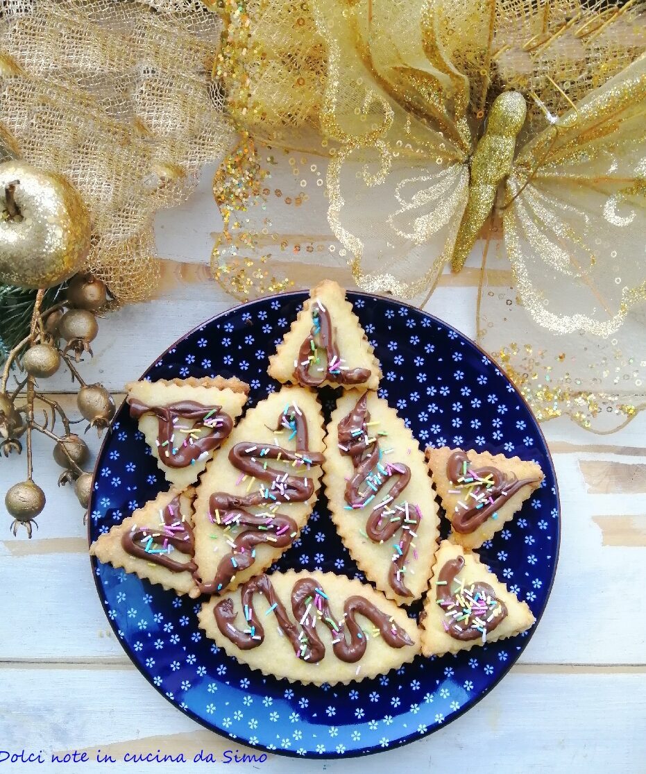Biscotti di frolla farciti
