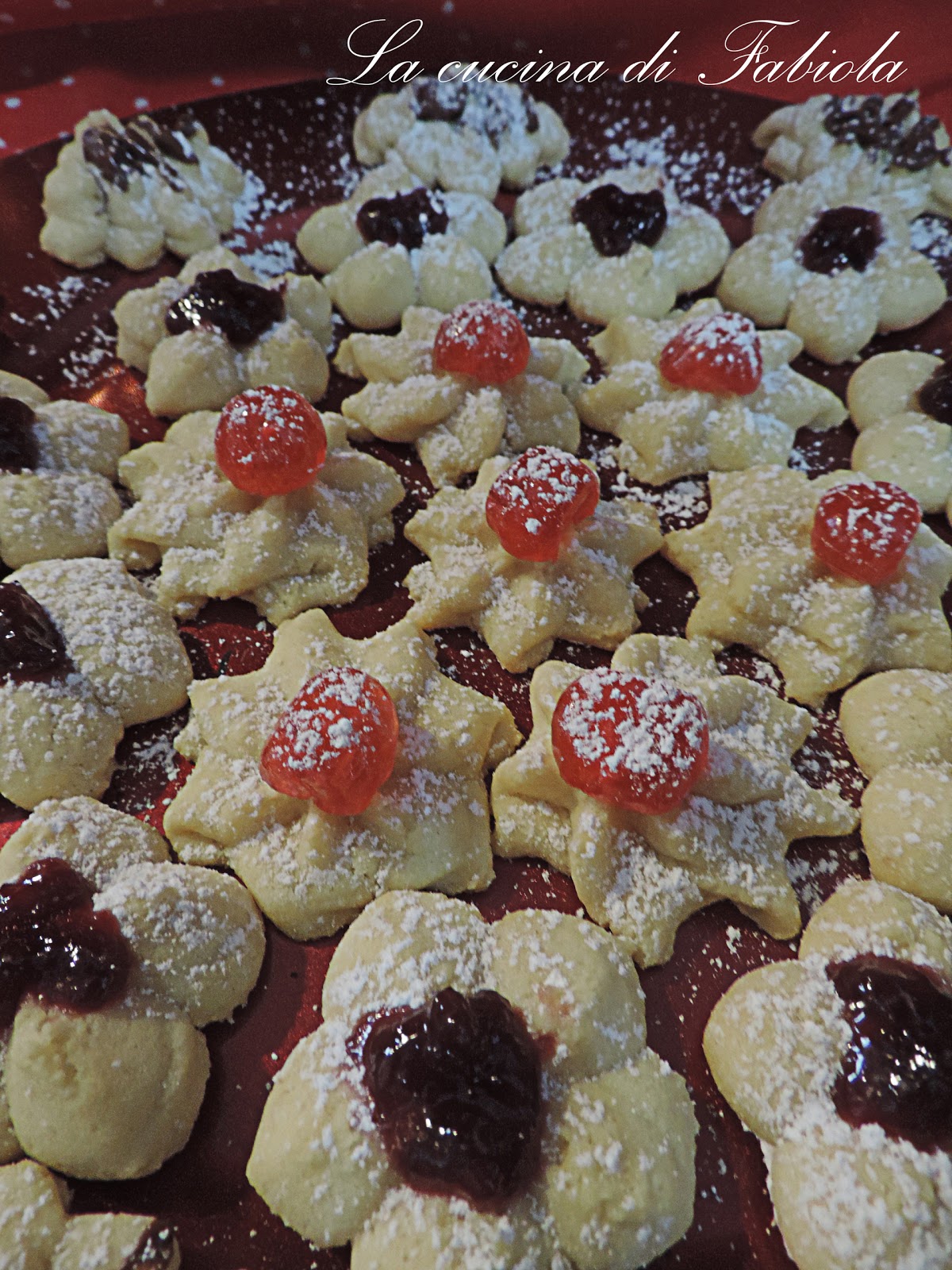 Biscotti di frolla montata