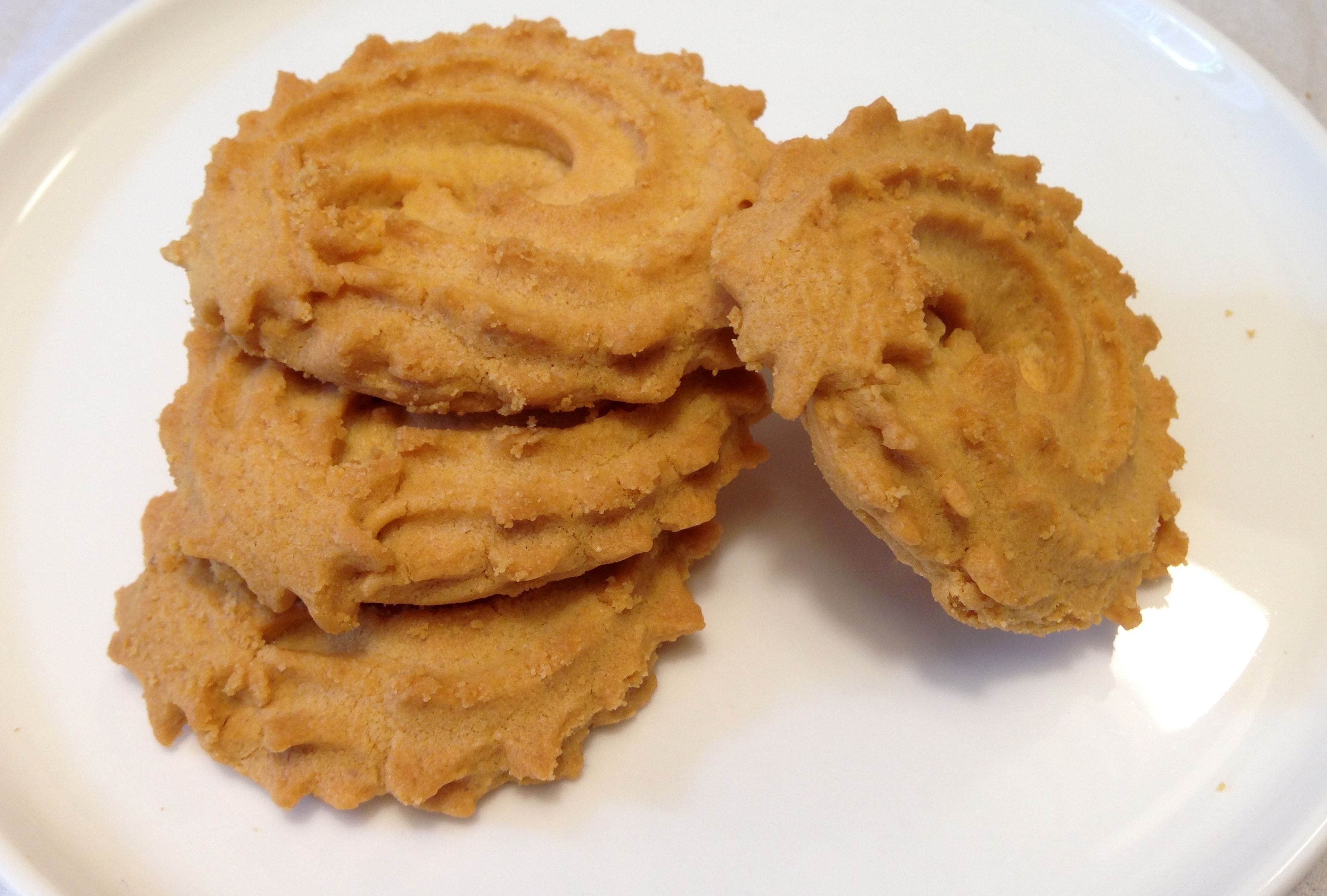 Biscotti di meliga con nocciole