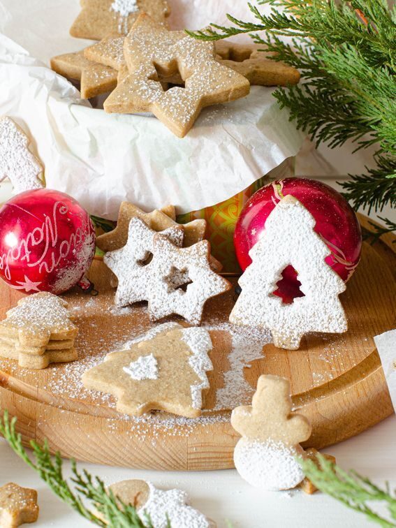 Biscotti di natale con pasta frolla alle spezie