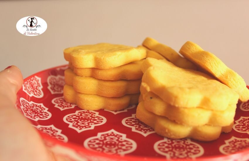 Biscotti di sablè salata, ideali per aperitivi ma anche come merenda alternativa