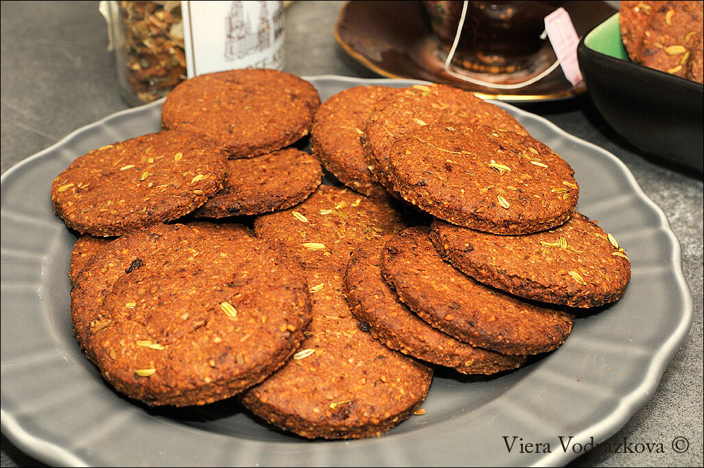Biscotti di segale integrale, finocchio e anice senza zucchero