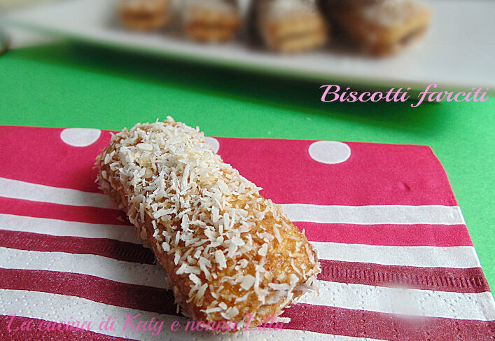 Biscotti farciti alla nutella e cocco