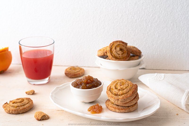 Biscotti girella marmellata arance