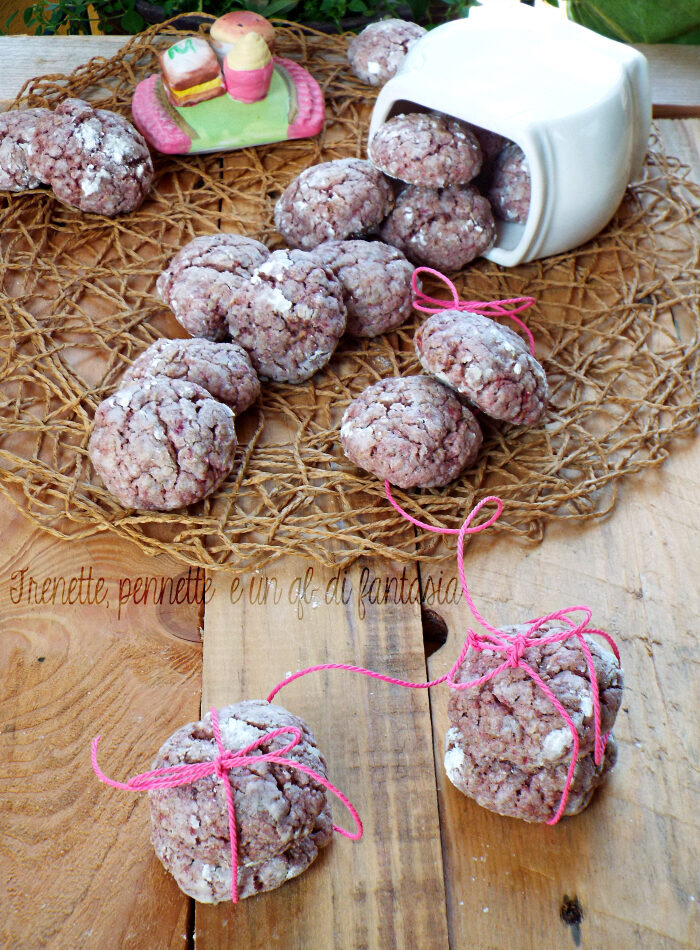 Biscotti morbidi ai lamponi