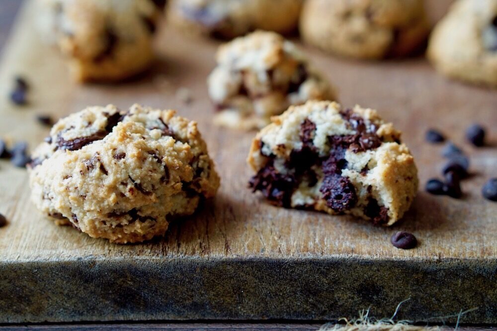 Biscotti morbidi al cioccolato e mandorle