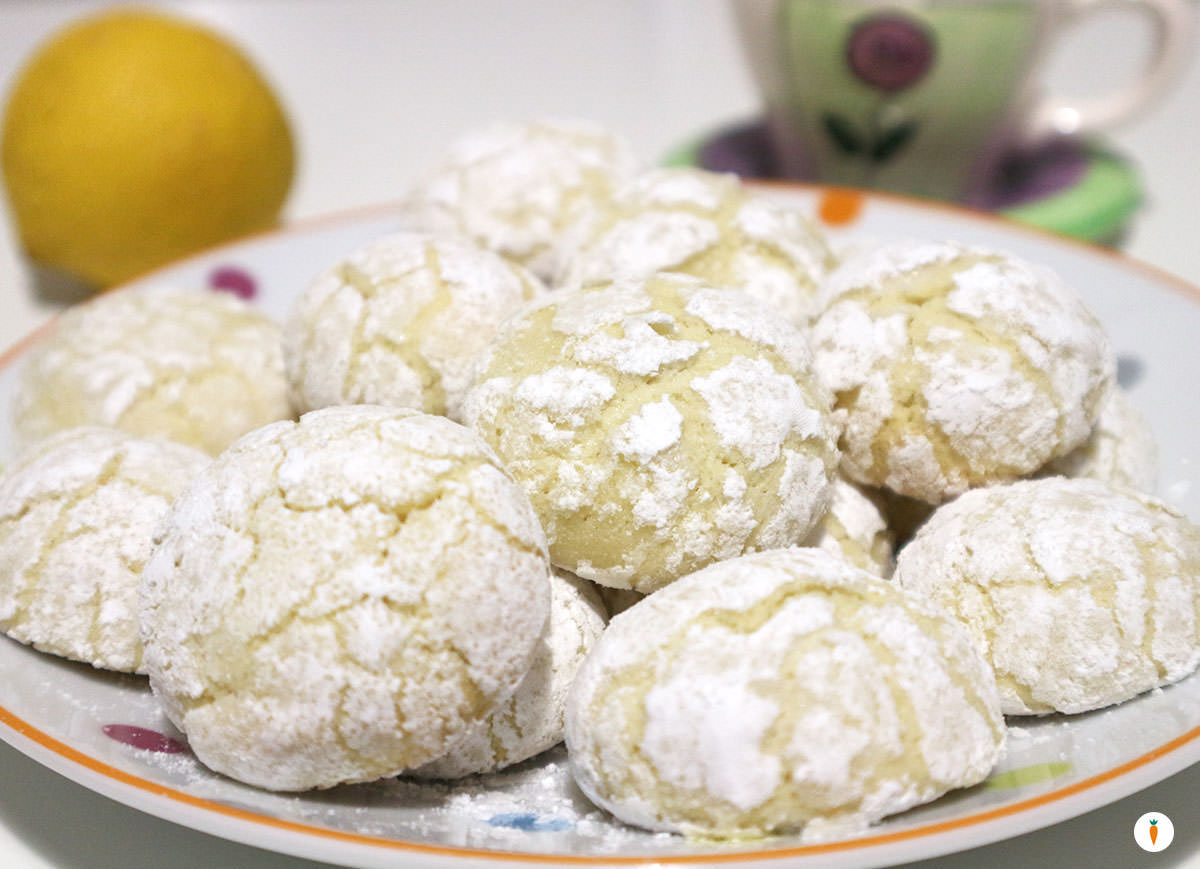 Biscotti morbidi al limone senza burro