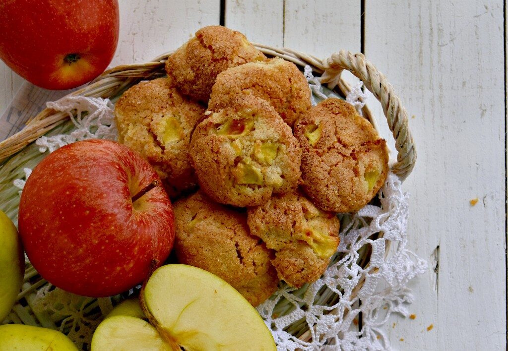 Biscotti morbidi alle mele e farina di farro