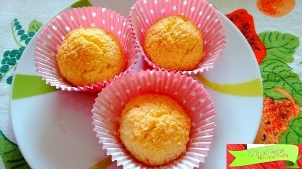 Biscotti morbidi cocco e rum con e senza Bimby: senza lievito e lattosio